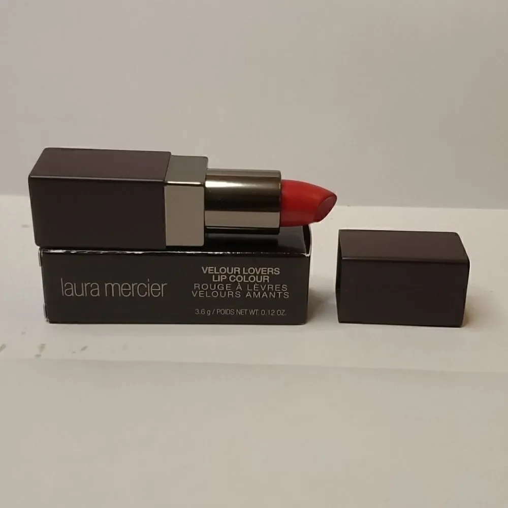 NIB Laura Mercier velour addiction‎